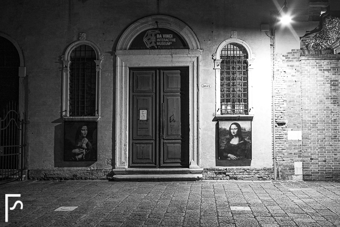 Two ladies in Venice